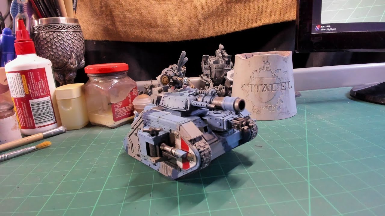 40K Leman Russ Command Tank Kitbash for the Astra Militarum