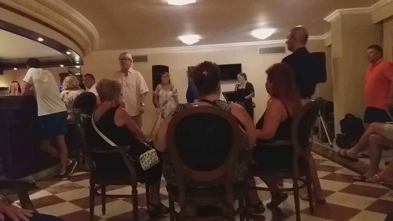 Mitsis Petit Palais Rodos. Maria Vogiatzi  ja Anna Dimoula