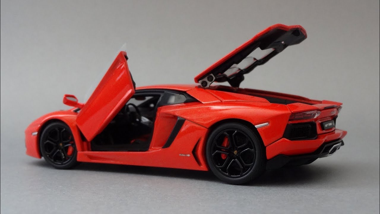 Lamborghini Aventador LP 700-4 || AUTOart Signature Series || Масштабная модель автомобиля 1:43