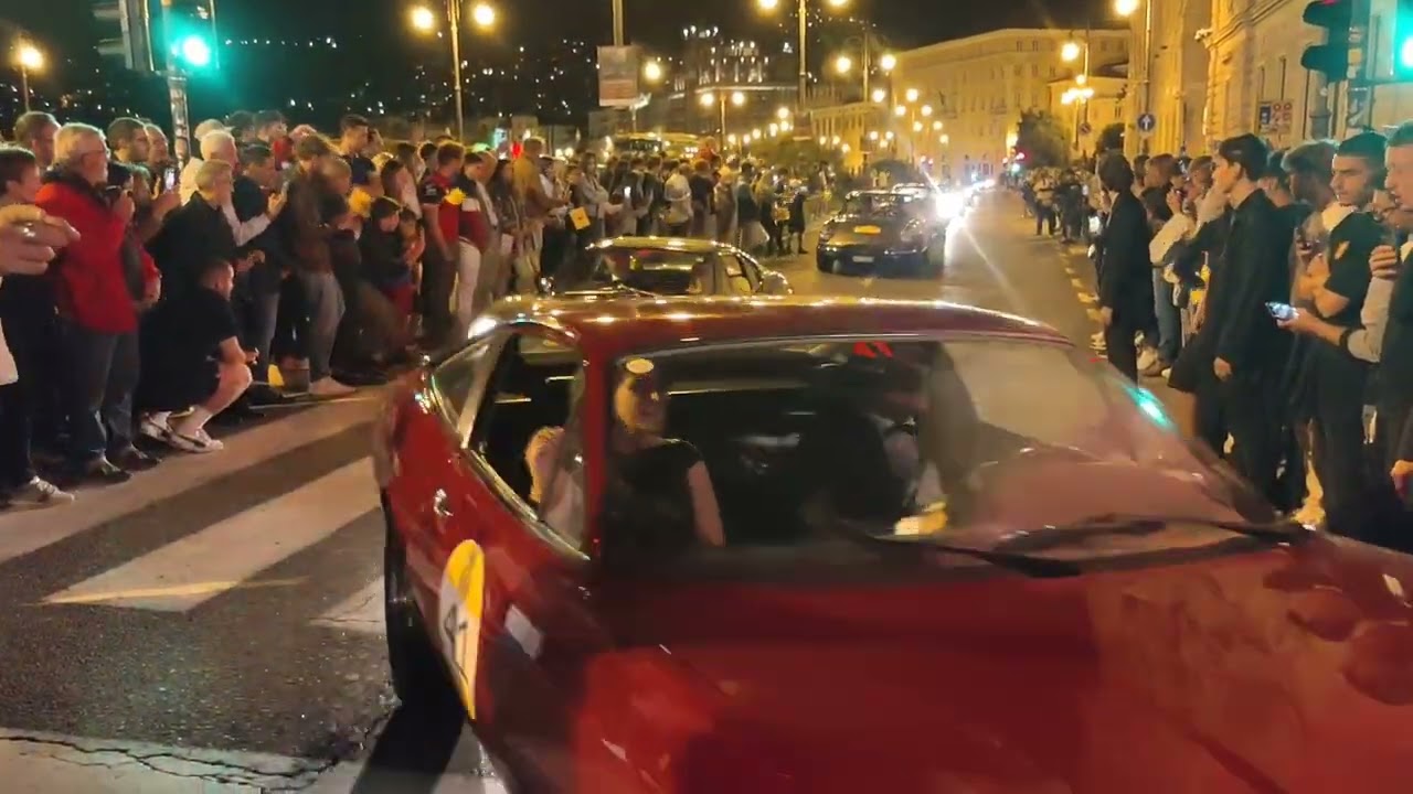 A Trieste sfilano le Ferrari Cavalcade Classiche 2024