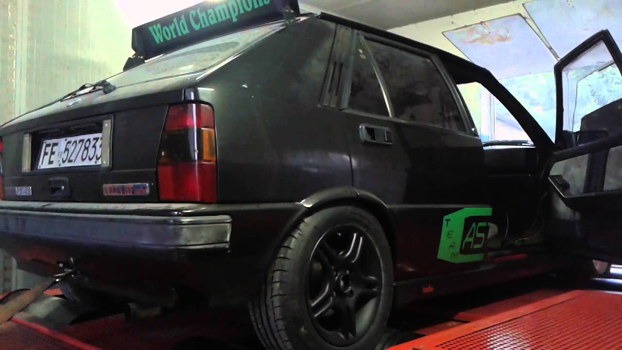 lancia delta hf turbo