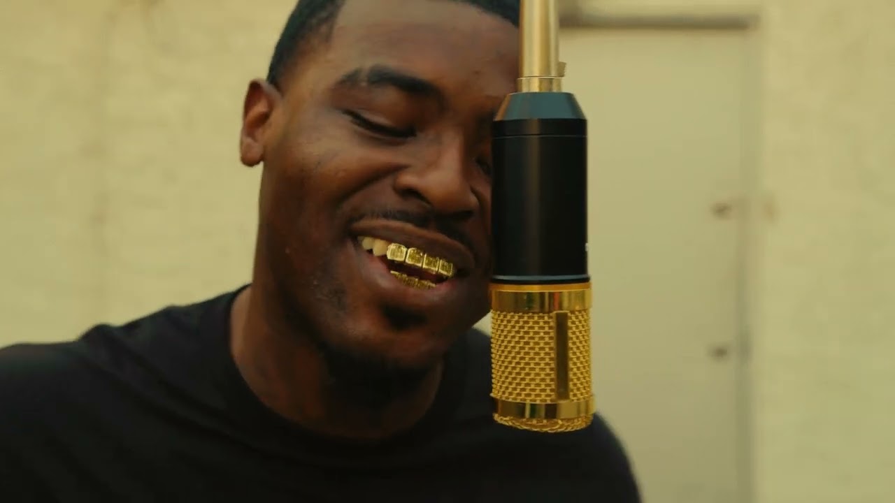 Bluboy Leeze - Need Signing (Filmed By Grade A Media )