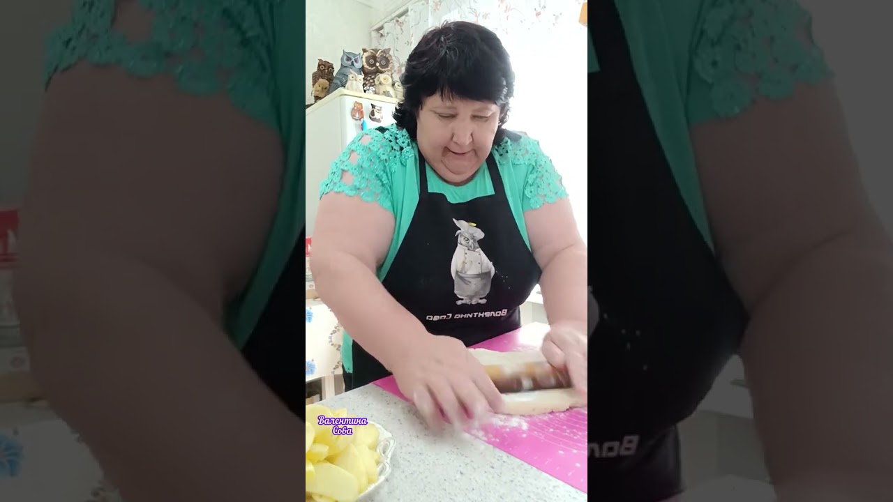 Смачні рогалики на смальці 👌Рекомендую приготувати це дуже швидко 😊 # #рецепт #помідори #рогалики