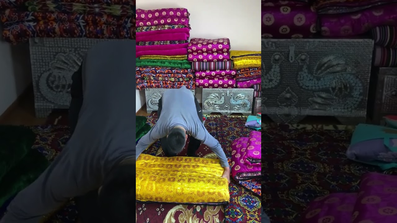 Uzbek traditions uzbek matrasses #mattrases #villagelife #uzbekculture #uzbekman #uzbekistan