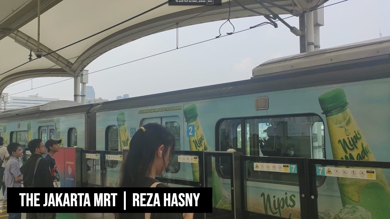 RIDING THE JAKARTA MRT | INDONESIA [ENG.]