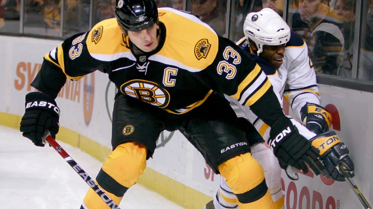 The Tallest Hockey Player Ever was Insanly Good