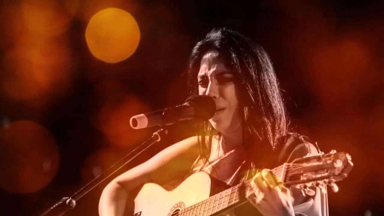 LYA/ Ven aquí