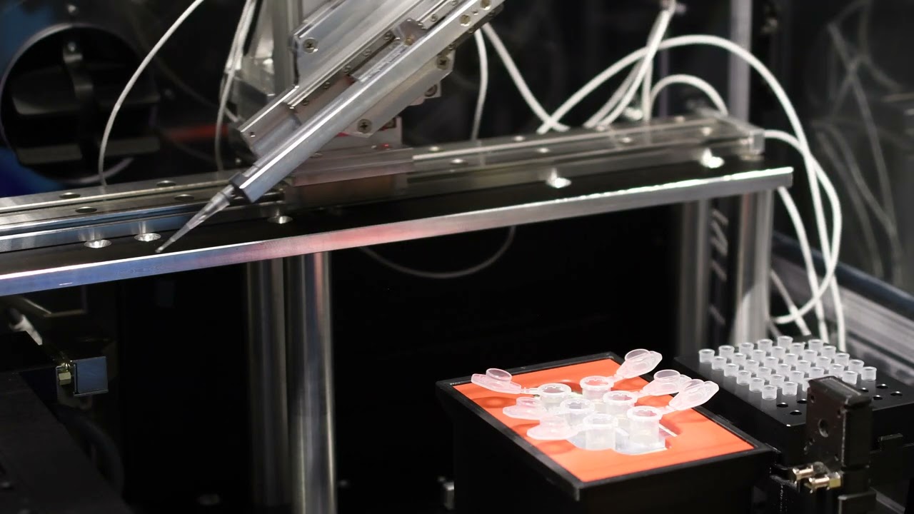 Robotic sampling for spatiotemporal transcriptome measurements of bacterial swarms