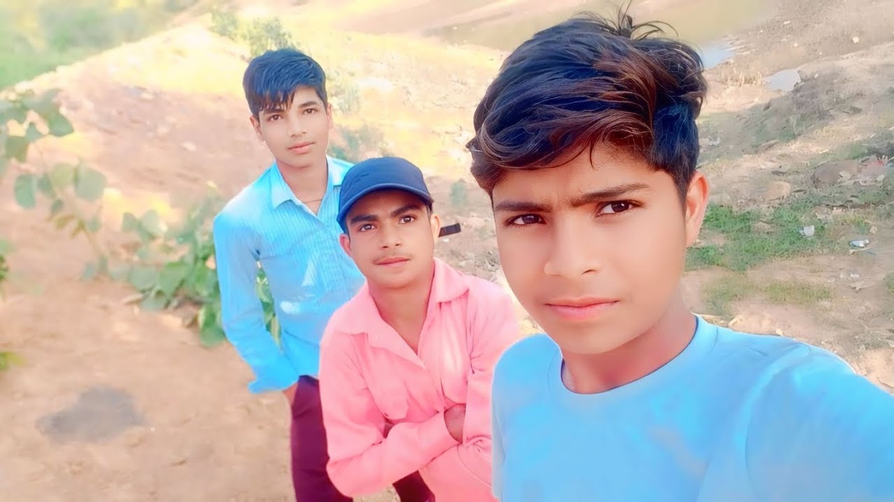 सो हेलो गया हमारा यूट्यूब पर चैनल में स्वागत है Like ❤️ subscribe 🙏 comment 💯 @ComedySquad02
