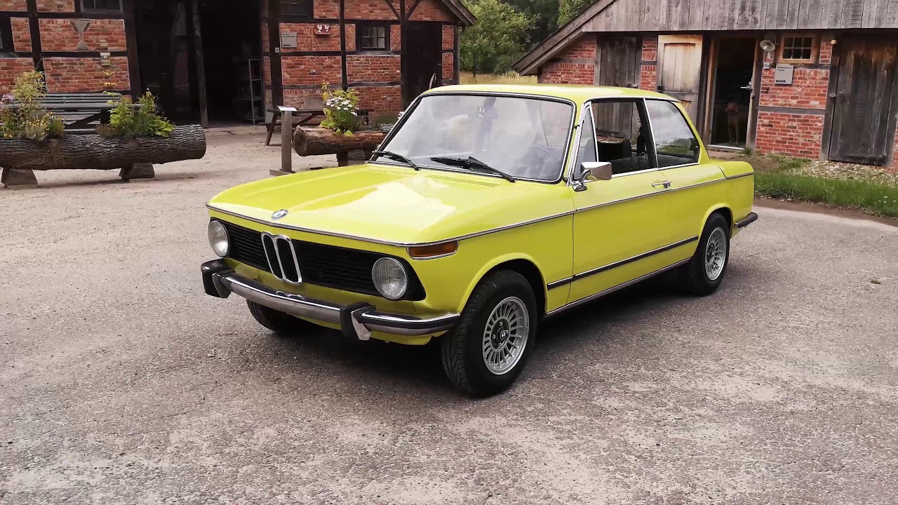 BMW 2002 1602 Golf Yellow - Oldenzaal Classics