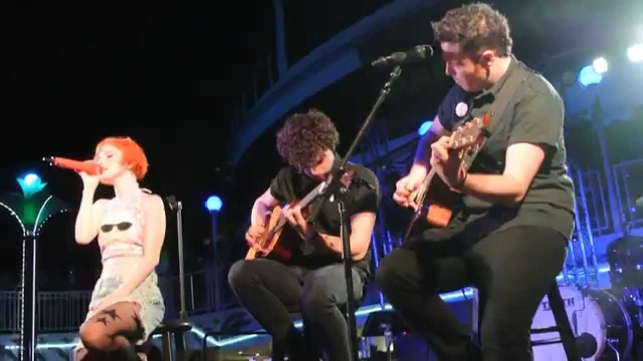 PARAHOY!: Paramore - Franklin Live 3/9/14