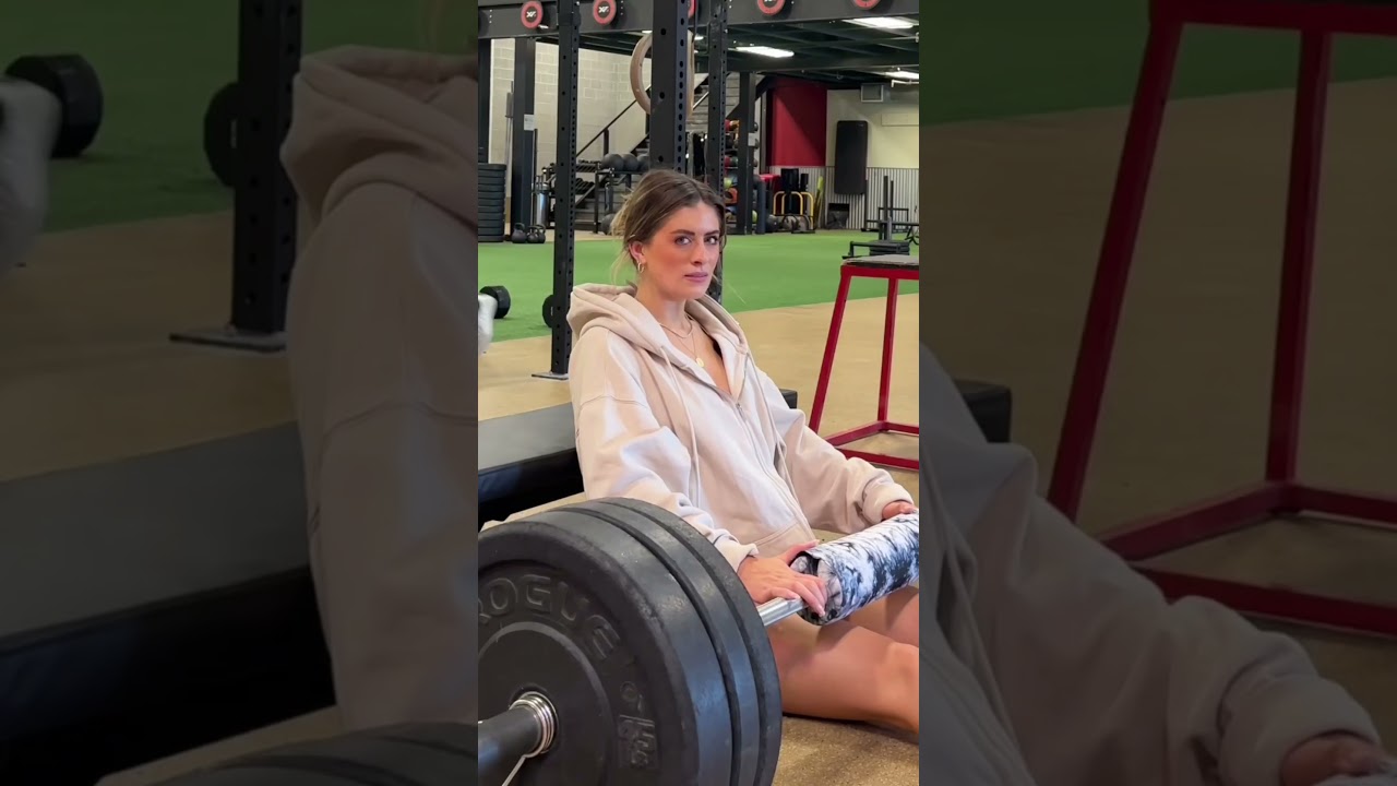 Mic&rsquo;d Up 🎤 Glute Focused Leg Day 🤭