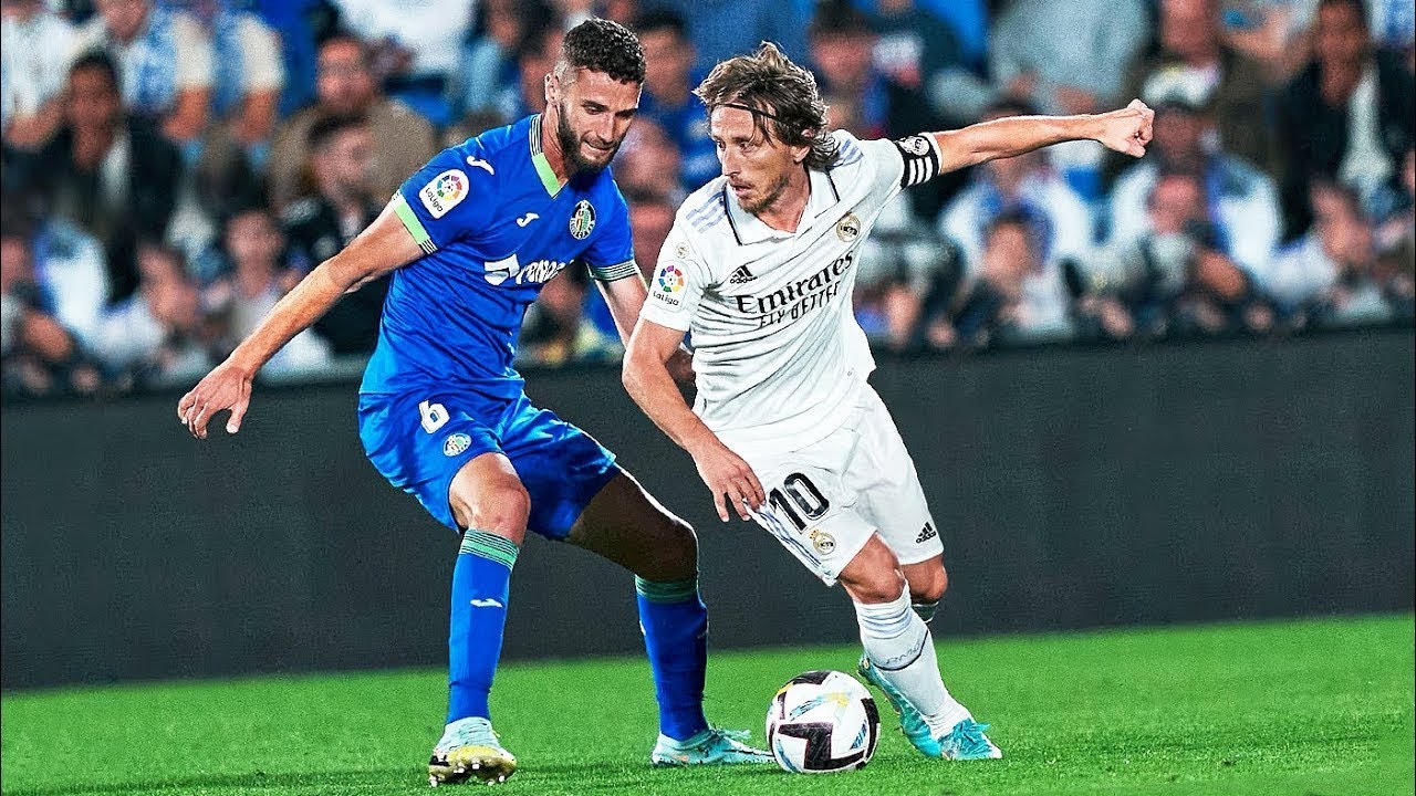 Luka Modrić - Master of Receiving the Ball