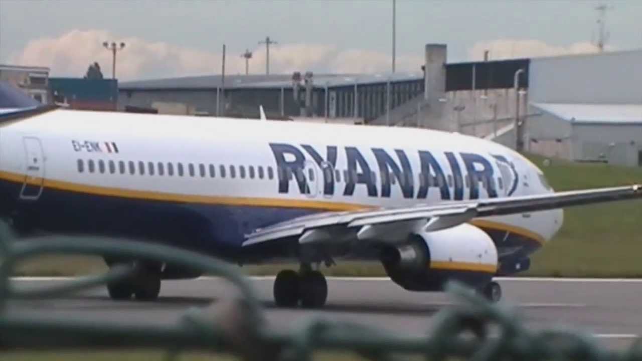 Air France, Flybe, Monarch Airlines, Ryan Air @ Birmingham Airport (BHX, EGBB) (HD)