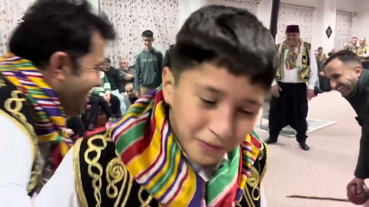 Eskiahır köyü orta oyunu Lisans Çıkartma