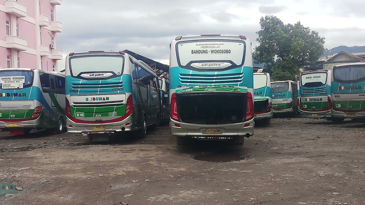 bus team selatanese lagi kumpul