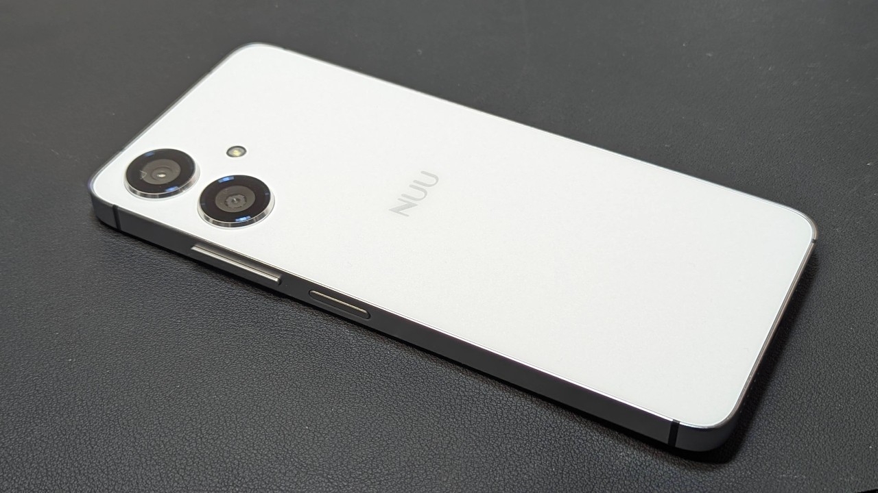 REVIEW: Nuu N10 - Best $100 Budget Android Smartphone? Metal Frame | Stereo Speakers | 90Hz Display!