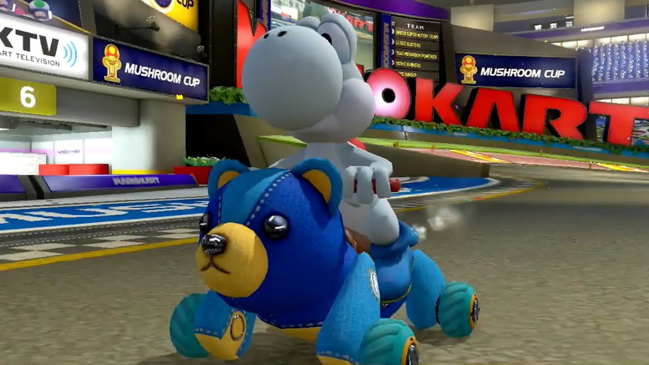Mario Kart 8 Deluxe - Mushroom Cup 200cc - White Yoshi Gameplay | MarioGamers
