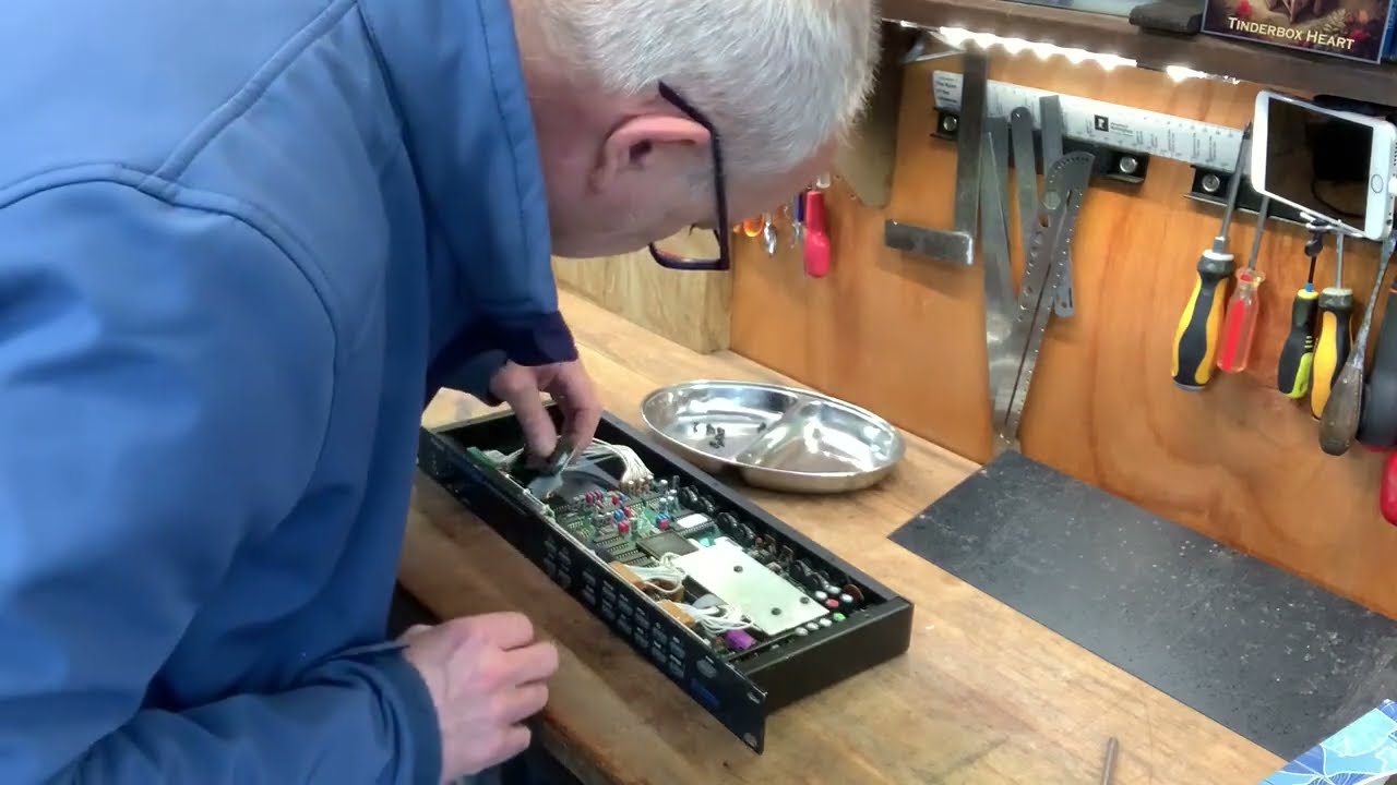 Alesis QuadraVerb LCD Screen Repair