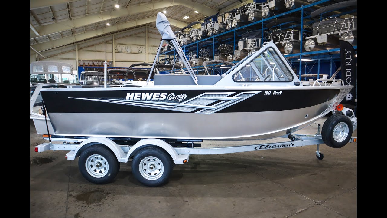 Hewes Craft 180 Pro V Walk Around