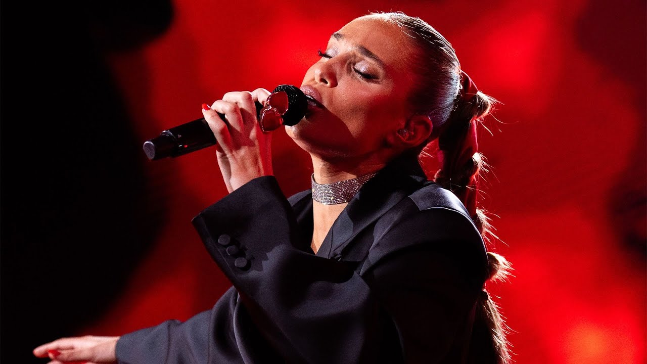 Rebecca Larsson sjunger “Lyckligare nu” av Linnea Henriksson  | Idol Sverige | TV4 & TV4 Play
