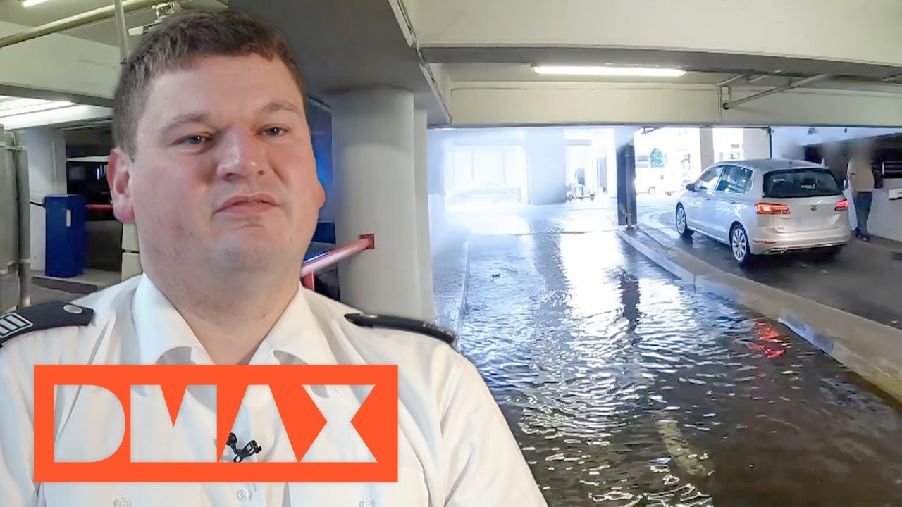 Parkhaus unter Wasser: Überschwemmung in der Innenstadt! 😱  | 112: Feuerwehr im Einsatz | DMAX DE