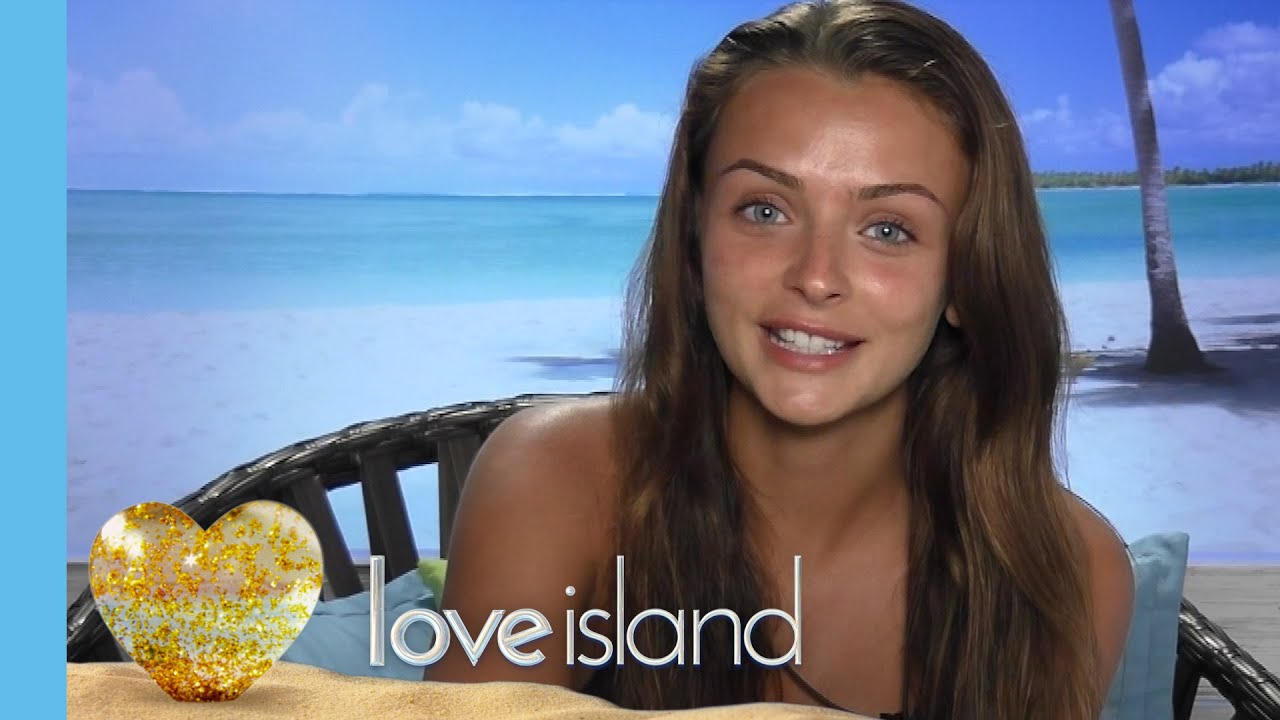 Kady Answers Your Questions In The Beach Hut Hook Up | Love Island 2016