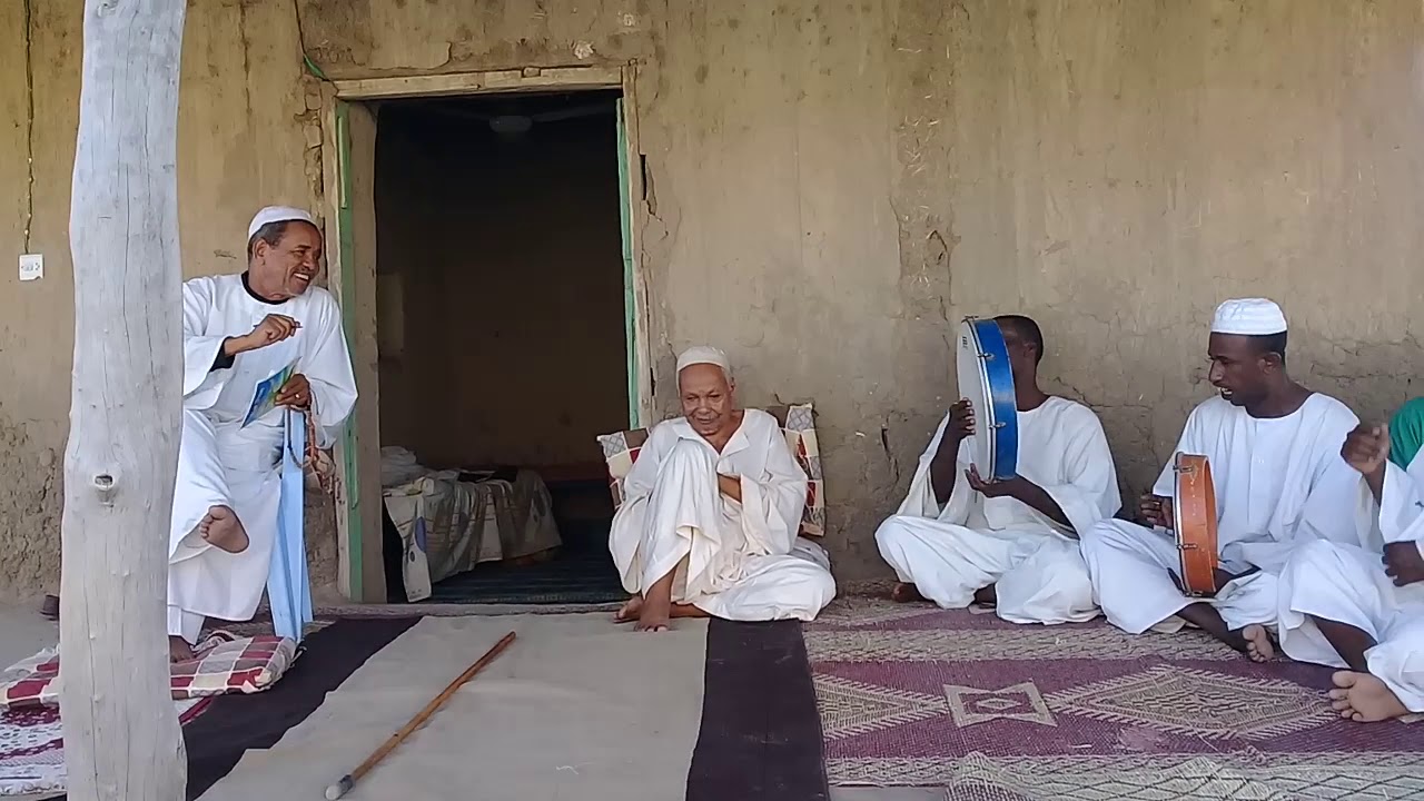 أنا الكسلان فاتوني القوم اولاد الشيخ الخنجر