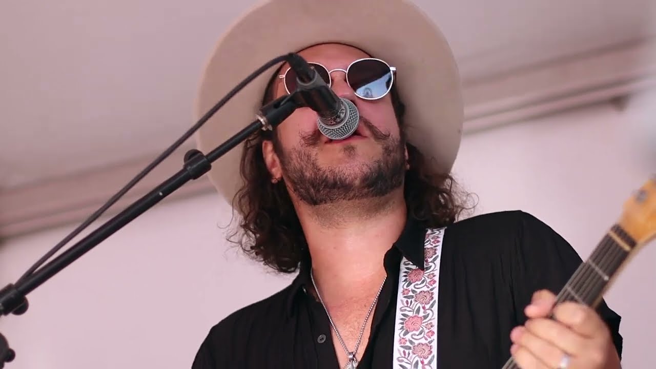 Pedro - Use Me (Live) [Bill Withers cover]