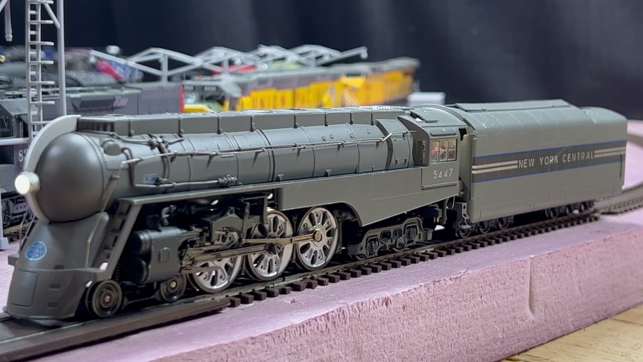 MTH Dreyfuss Hudson with ESU Loksound V5