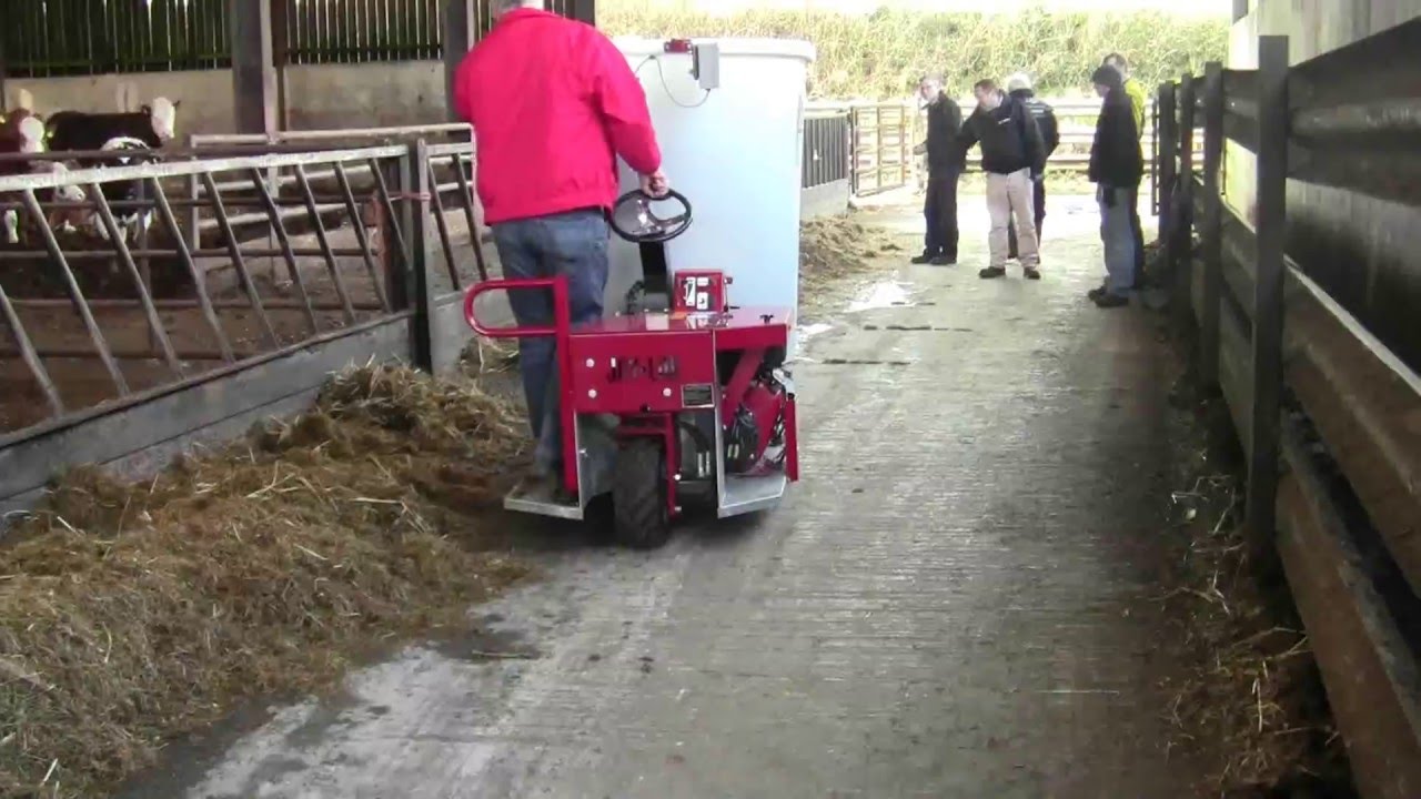 JayLor A50 Mini TMR Mixer Wagon demo in Devon Feb 2014 AMIA Ltd 01392 580 987 www agrimarketia com