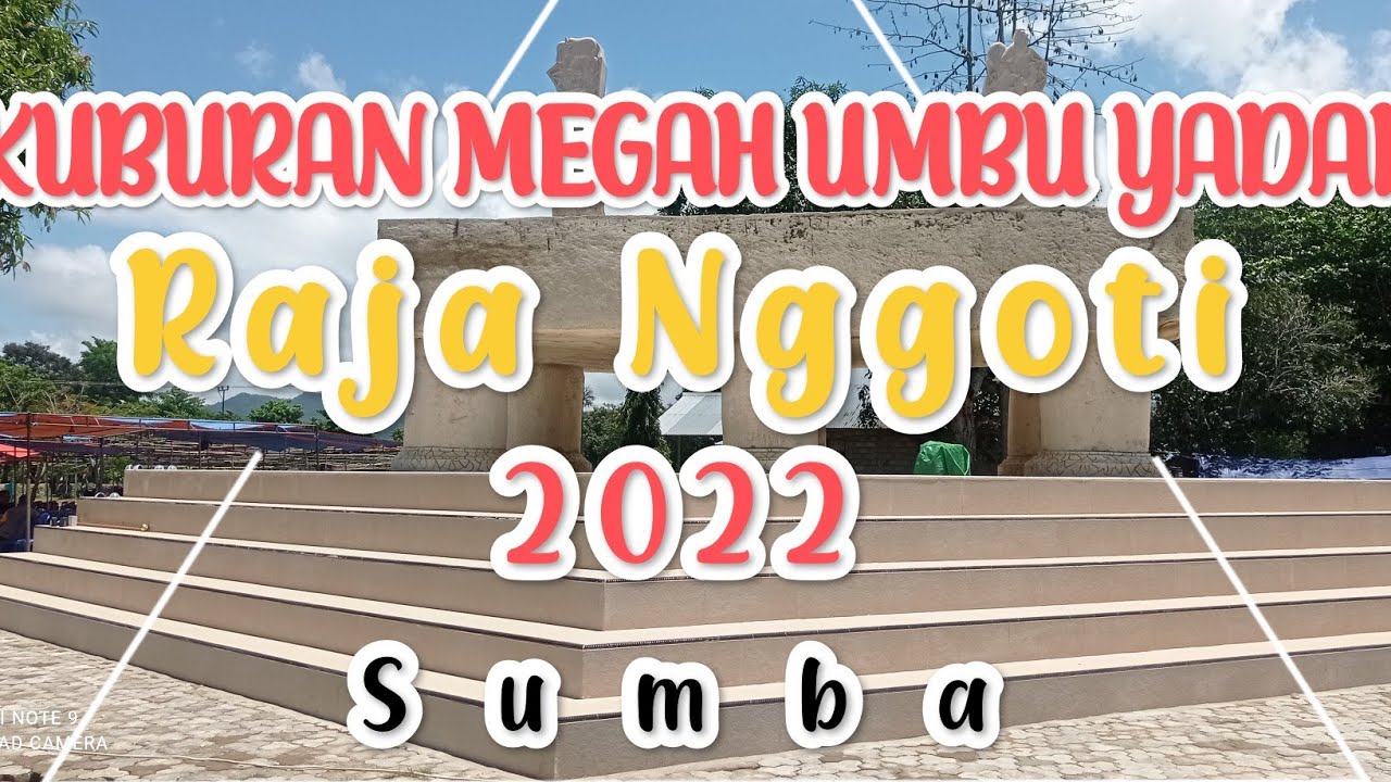 Kuburan Megah Umbu Yadar dari Luar dan Dari Dalam seperti Istana