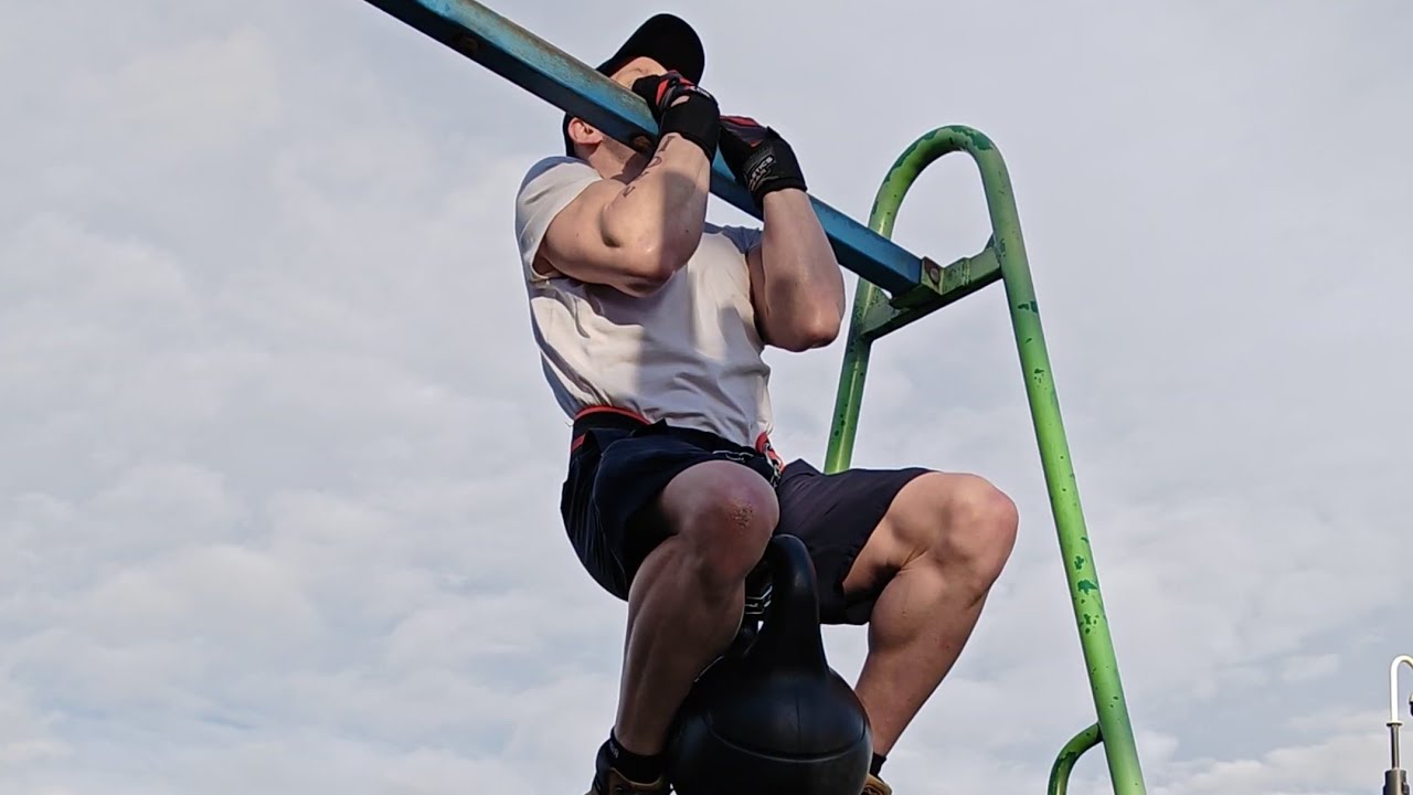 GAJ’S URBAN SPORTS | 22KG WEIGHTED CHIN UPS! | 7 Sets = 144 Reps! | Wednesday 4th February 4K 60FPS
