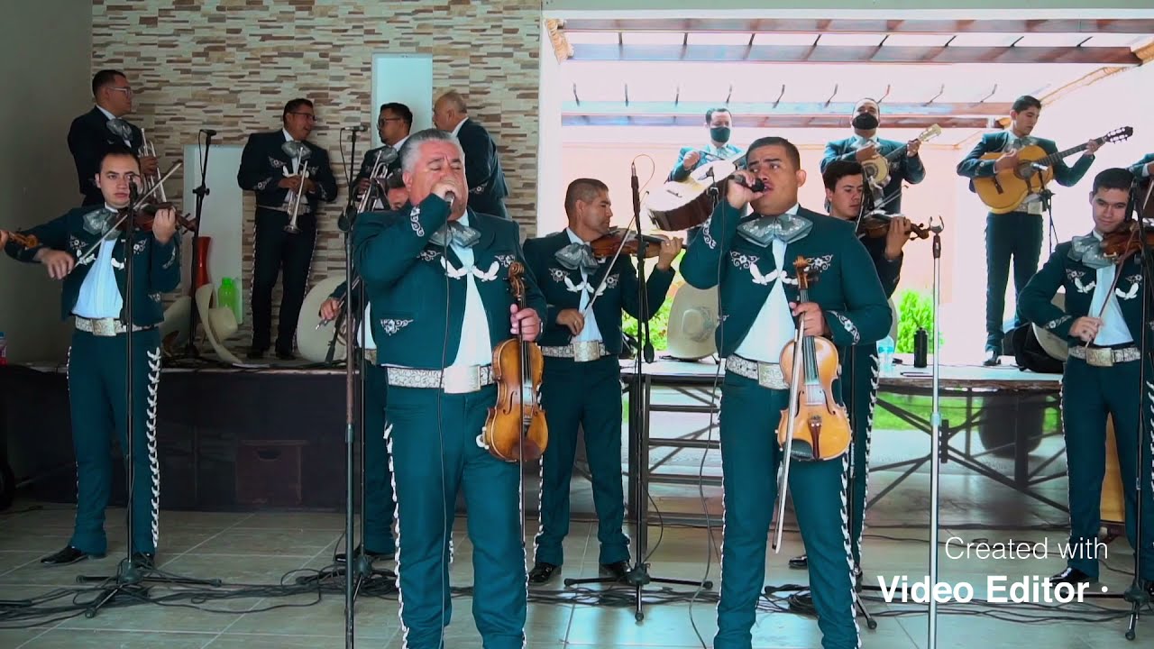 Mariachi Internacional Los Perez      La Mariposa