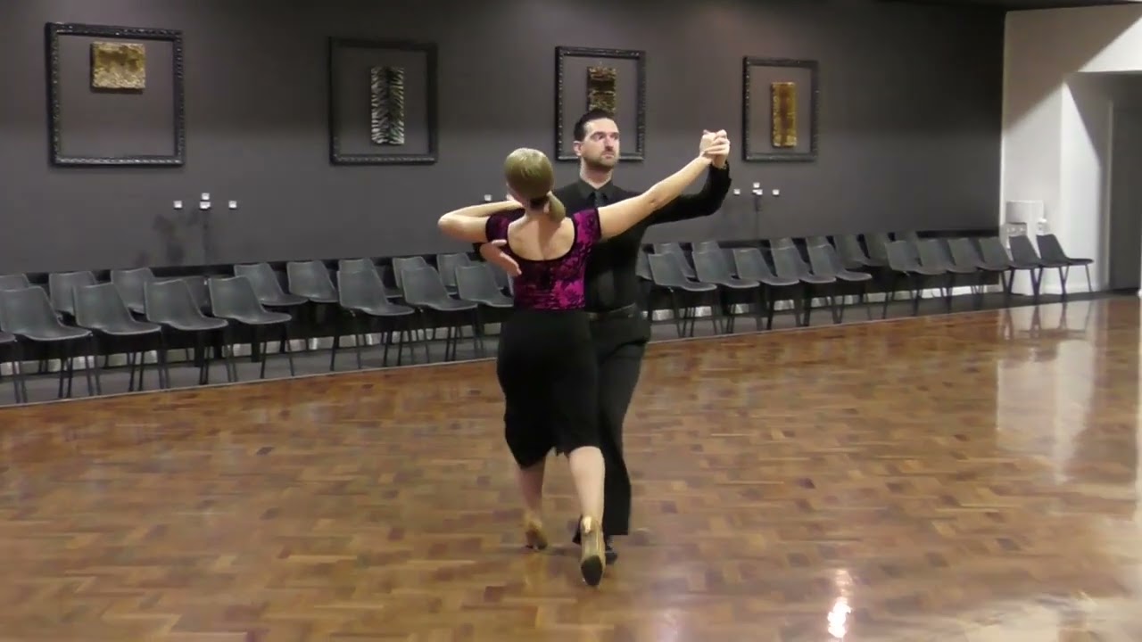 Modern Waltz - Bronze 2