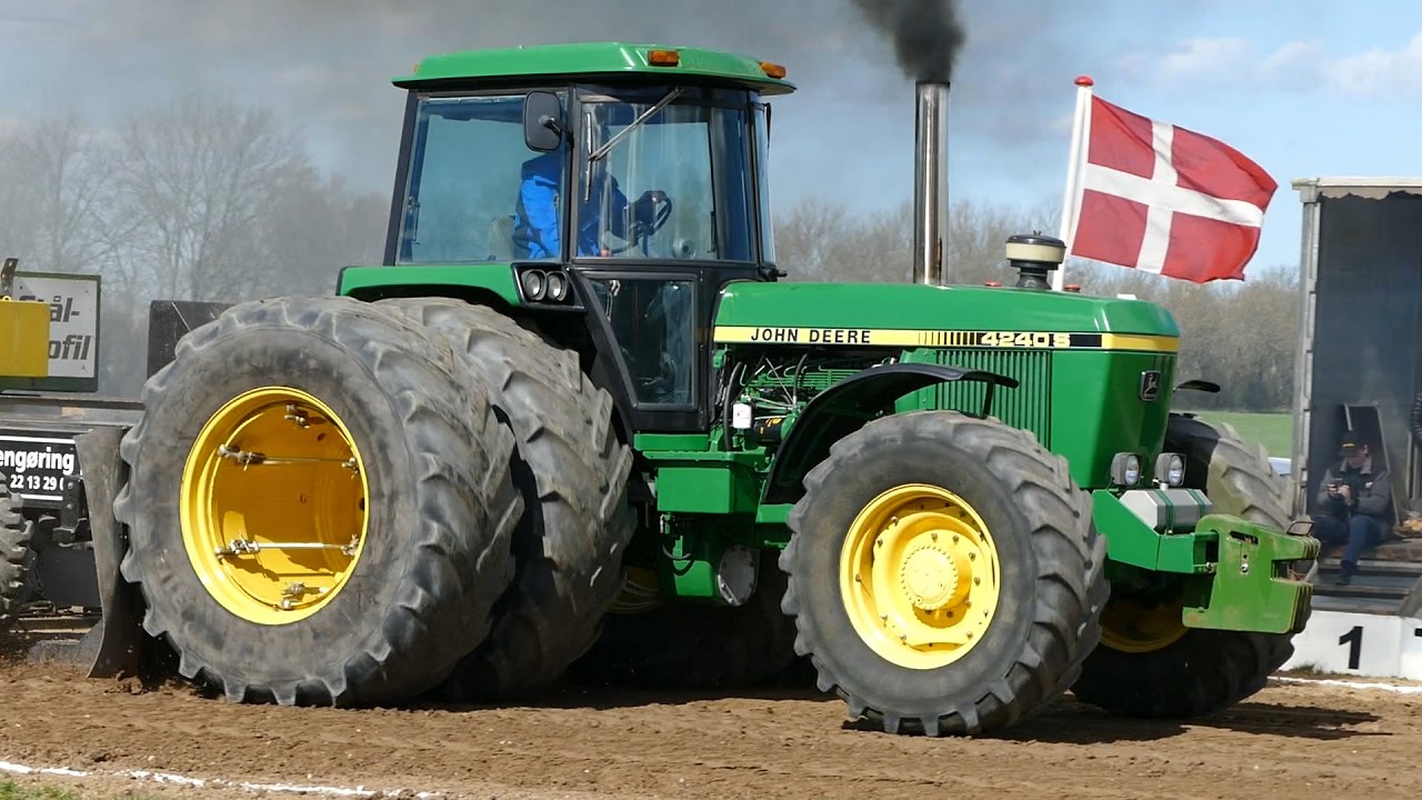 John Deere 4240S Pulling The Sledge at Gl. Estrup | Tractor Pulling Denmark