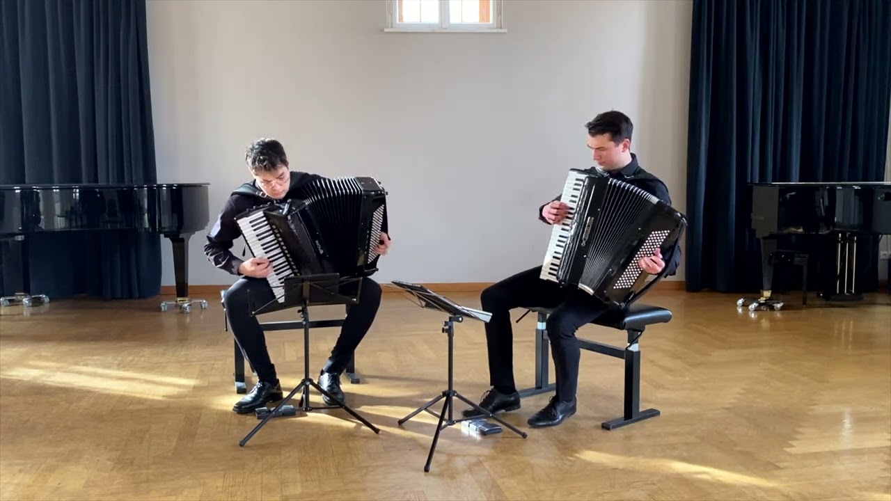 Daniel Roth: Helsinki (played by Marius Staible and Daniel Roth) #accordion