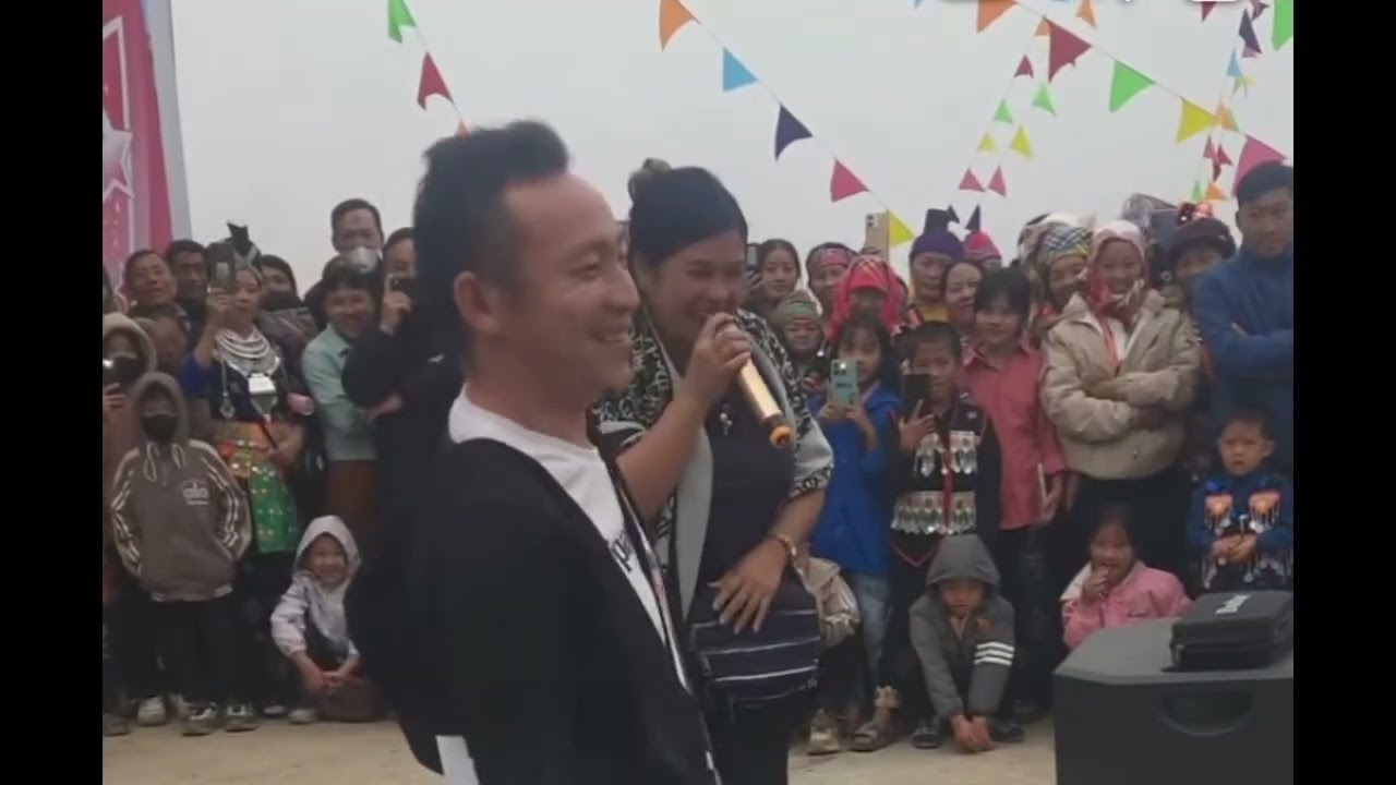 Niam vam khwb thiab npaum les xin chào tất cả mọi người Việt Nam 