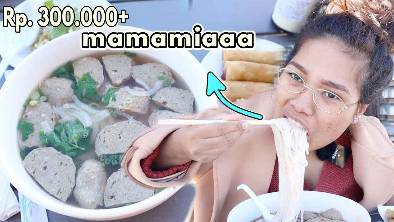 Makan BAKSO LEZAT harga tanah - Pho Makanan Vietnam