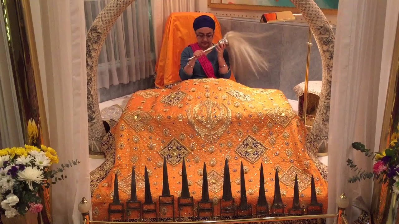 Giving In Gratitude - Siri Dyal Kaur Khalsa
