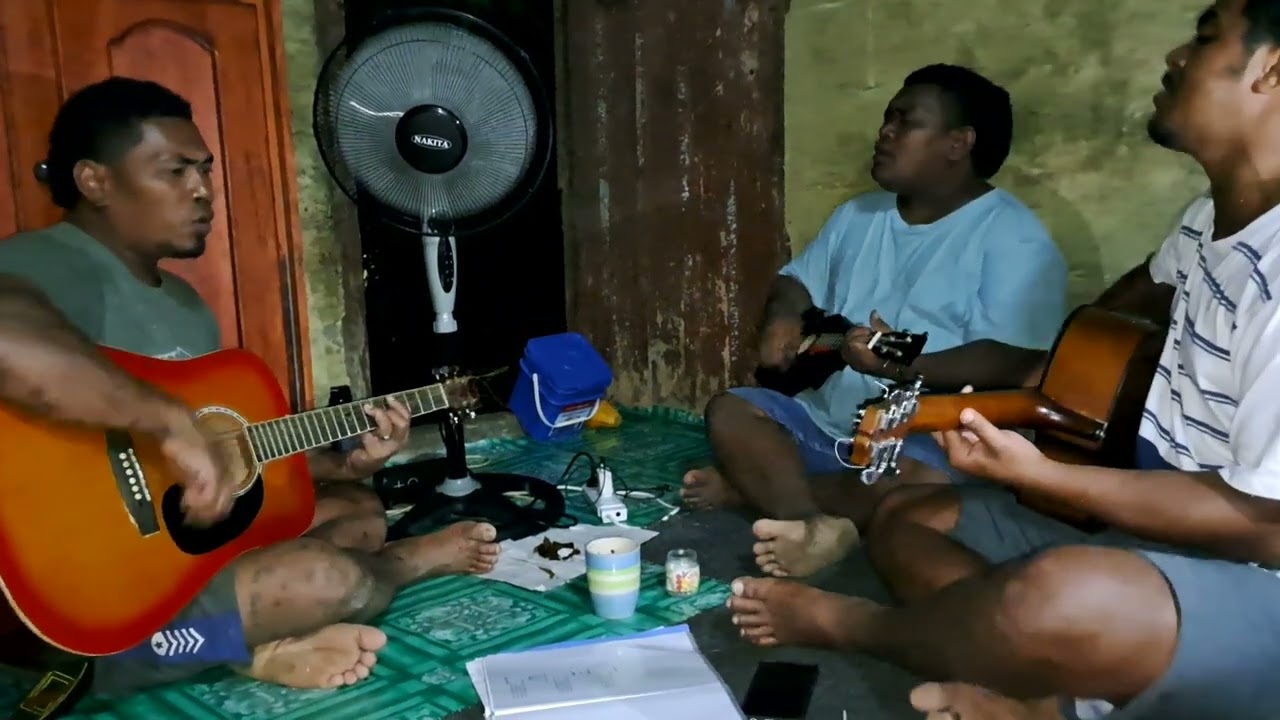 Mua Ni Nuku Serau_-_Ko I Au Na Gone Mai Nadroga (Cover)