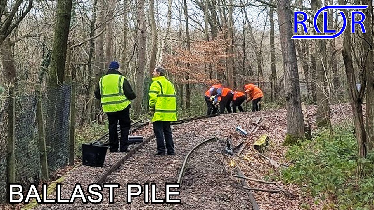 Ballast Shovelling | Ruislip Lido Railway | Live Cam