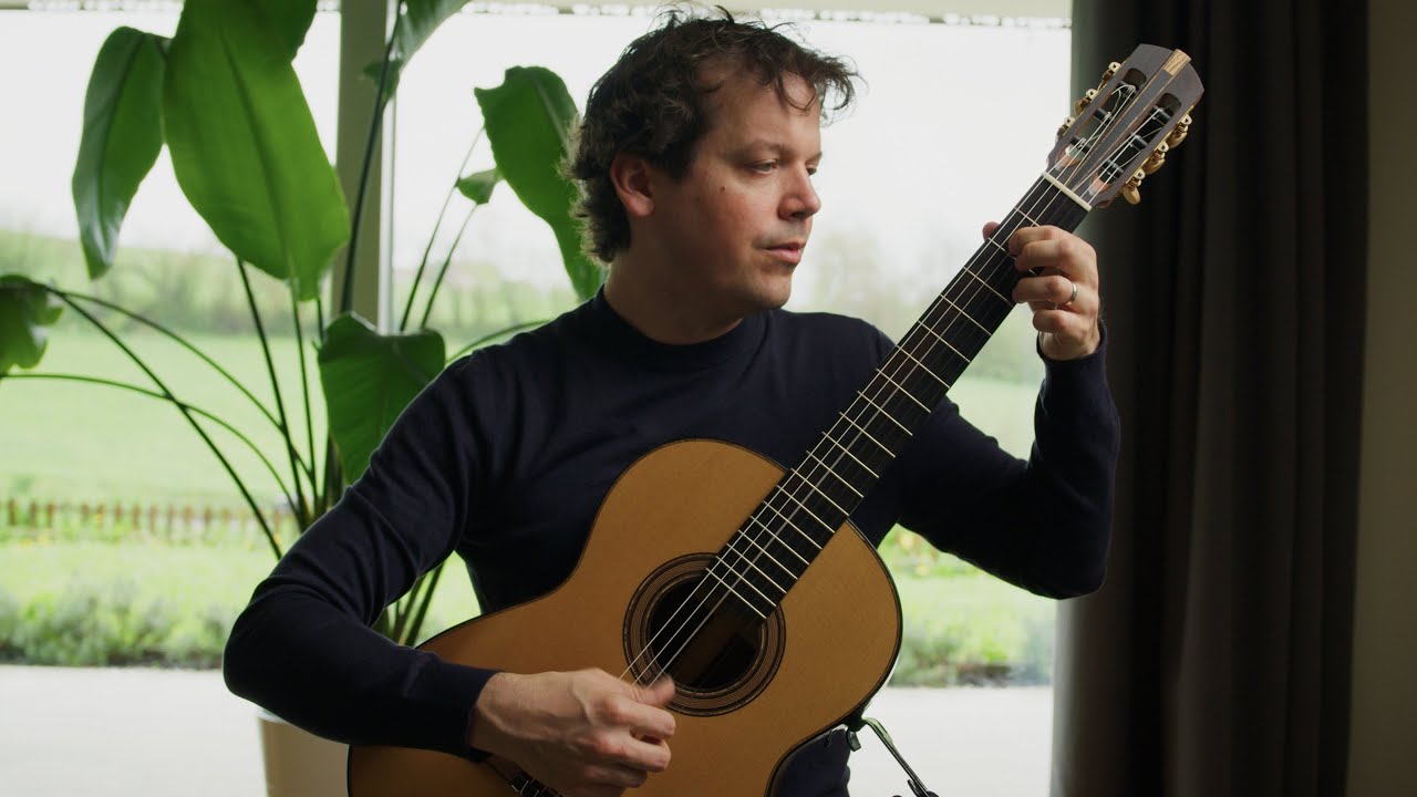 Sueñero by Jorge Fandermole (Uros Baric, guitar)