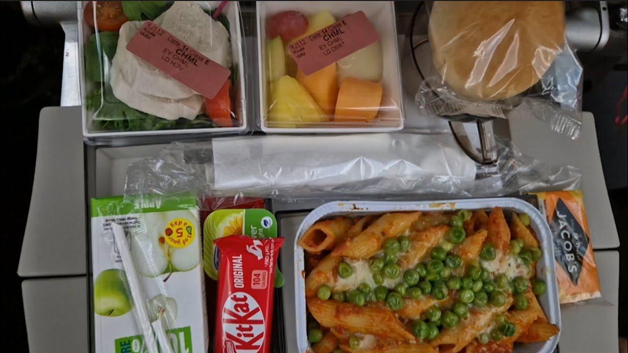 We Tried Turkish Airlines Children's Lunch Meal in Economy class