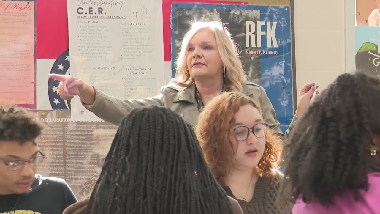 November Teacher of the Month: Kim Sixta at Ruskin High School