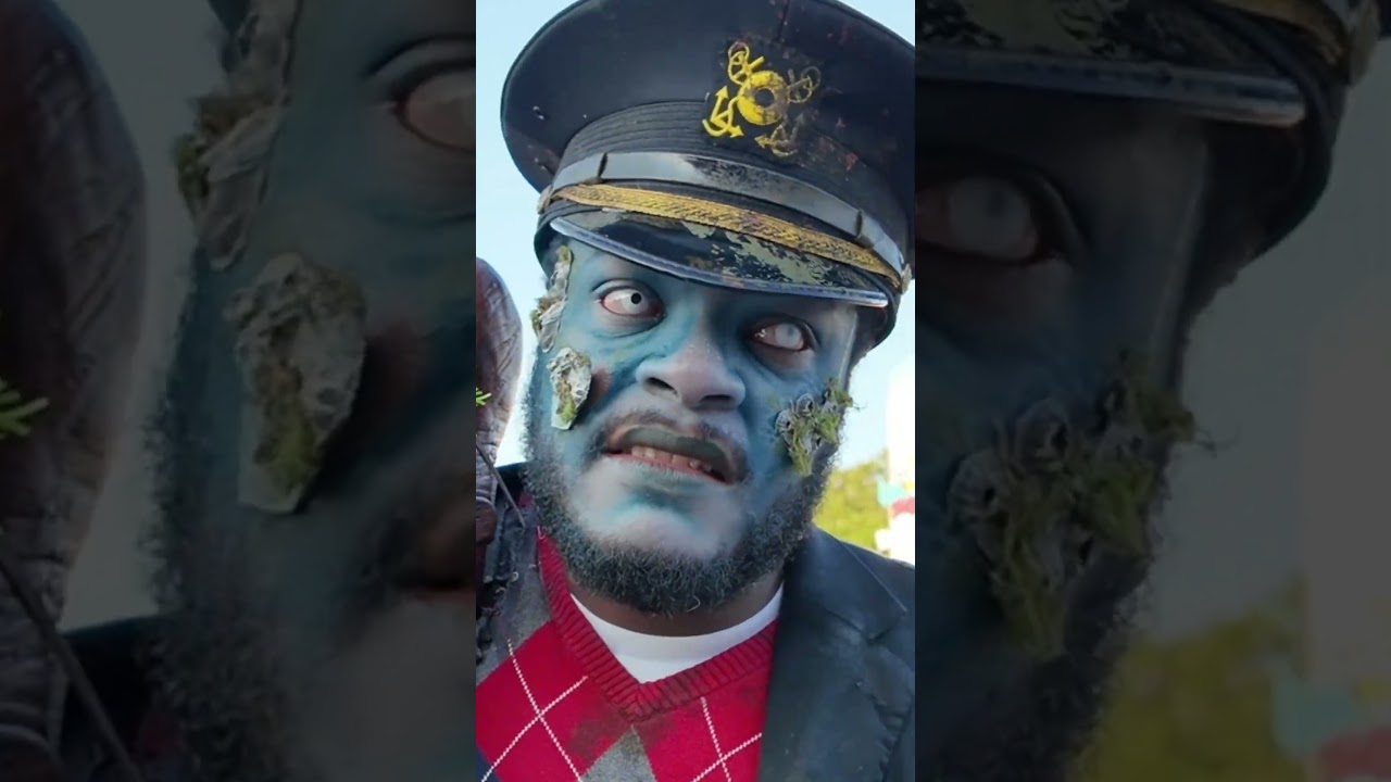 The Captain at Howl-O-Scream is ICONIC |SeaWorld San Antonio #halloween