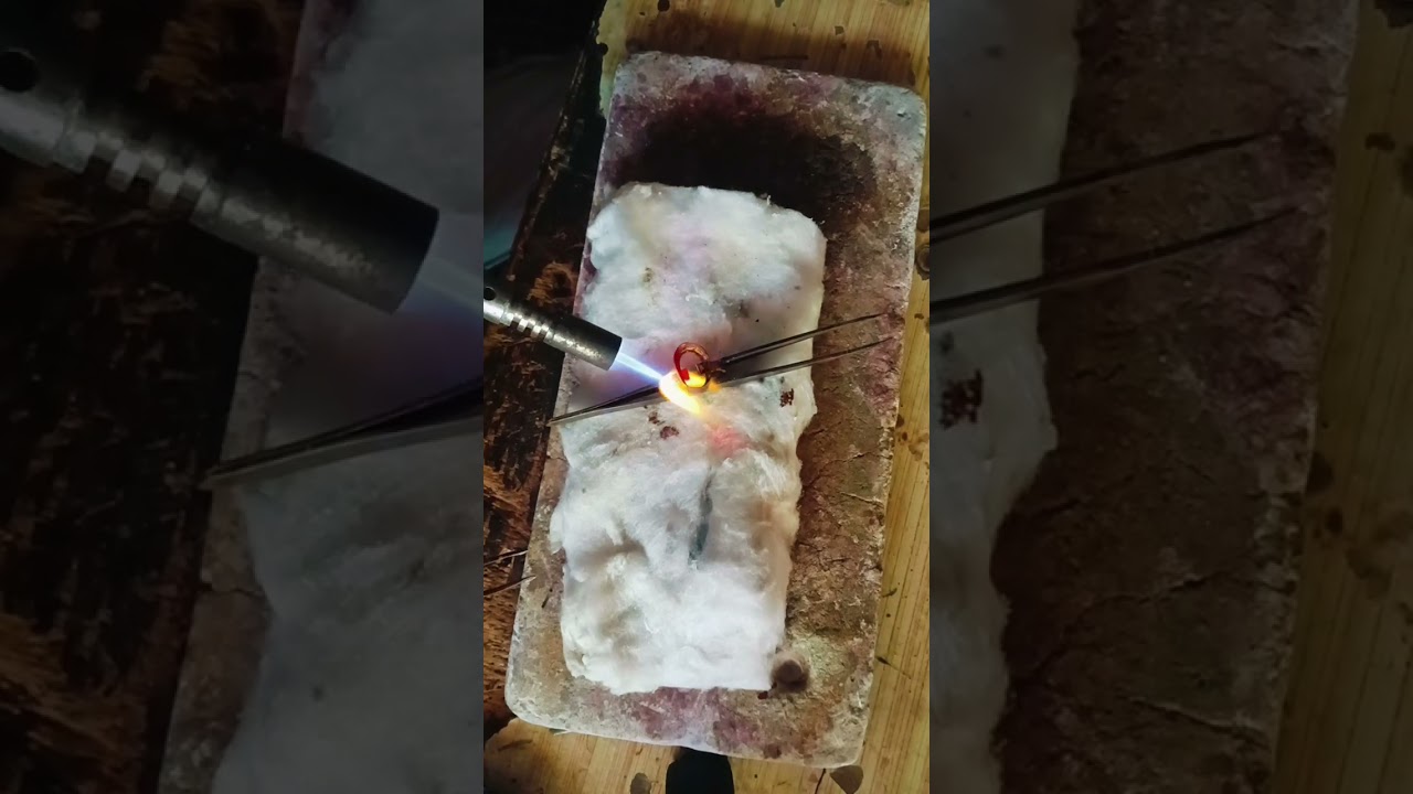 😳Turning a ₹10 coin into a ring 💍Watch the transformation!#Hashtags#CoinRing #RingMaking 