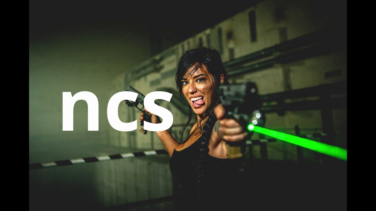NCS song Superhero BASS BOOSTED Alex Zedra foto
