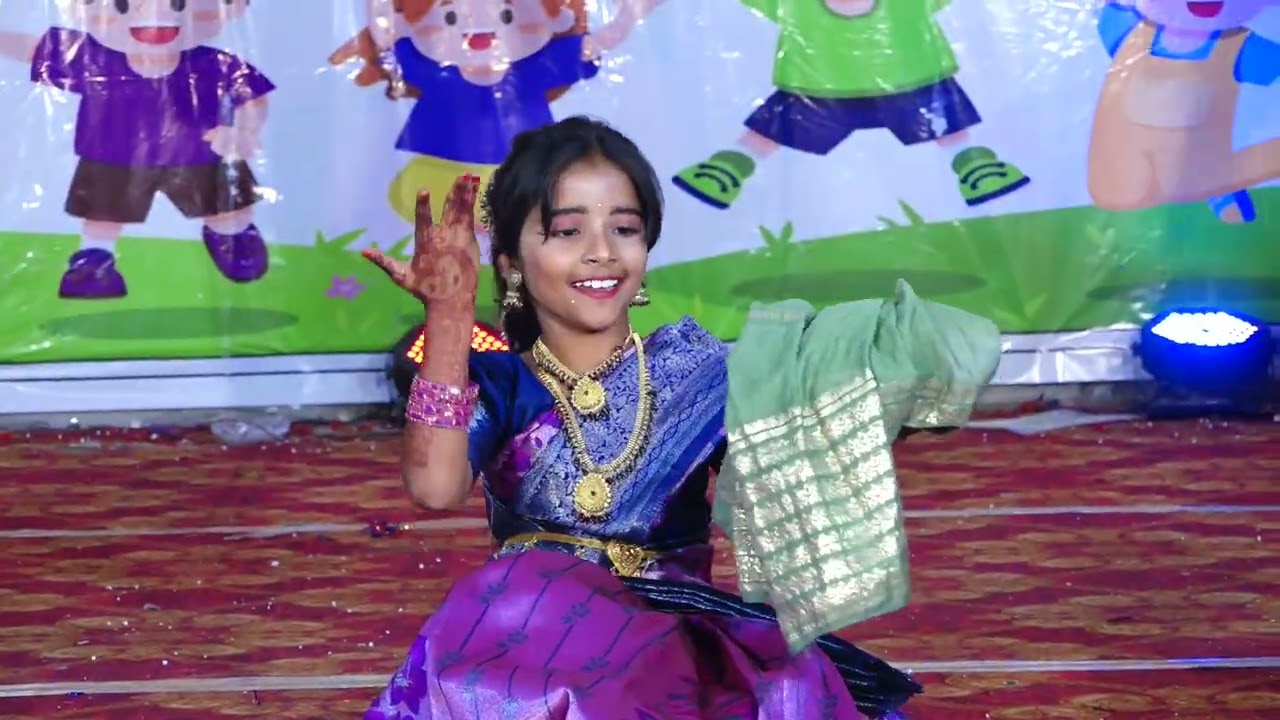 SSV School 5th , 6th & 7th Girls dance performance