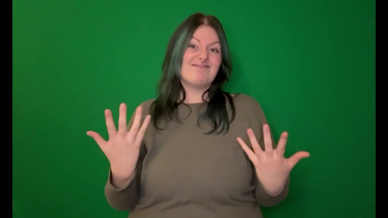 Shauna fulfils dream and graduates as a qualified Teacher for Deaf Children and Young People